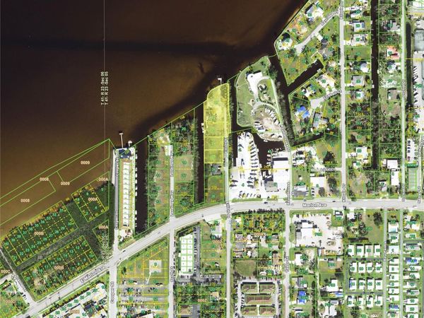 6141 ELLIOTT STREET , PUNTA GORDA, FL 33950