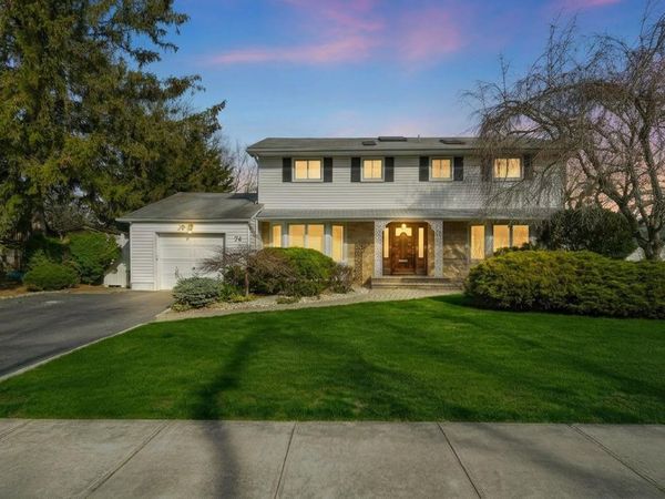 74 Rockland Drive, Jericho, NY 11753