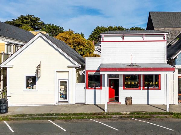 45070 Main Street, Mendocino, CA 95460