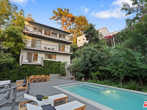 2753 La Cuesta Drive, Los Angeles, CA 90046