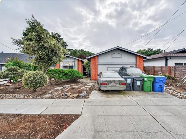 3216 Belmont Way, Alameda, CA 94502