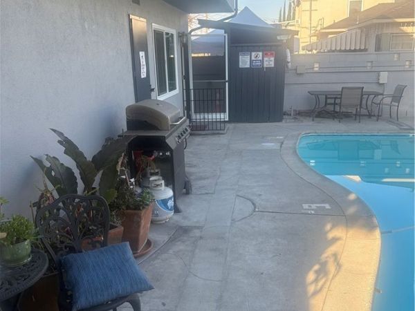 939 Concord Street, Glendale, CA 91202