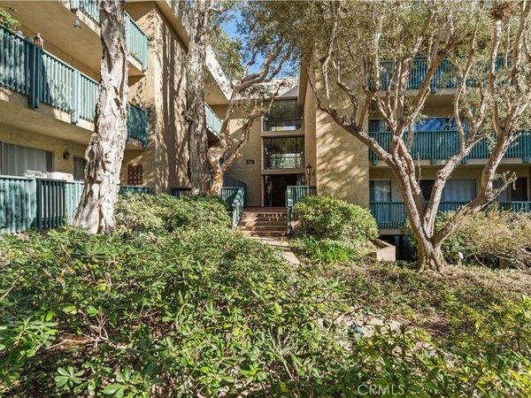 576 N Bellflower, Long Beach, CA 90814