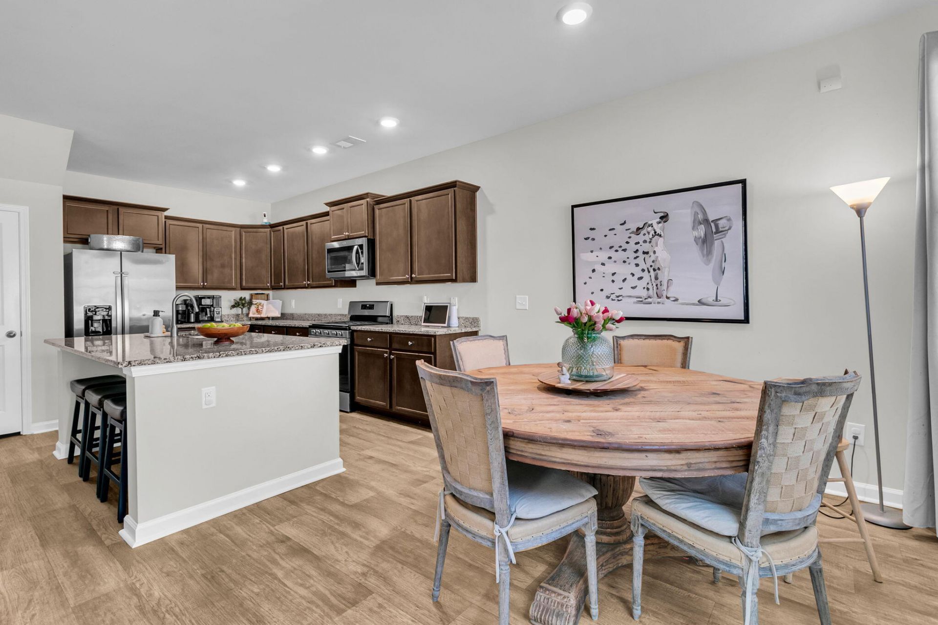 1879 Towne Street Photo 10