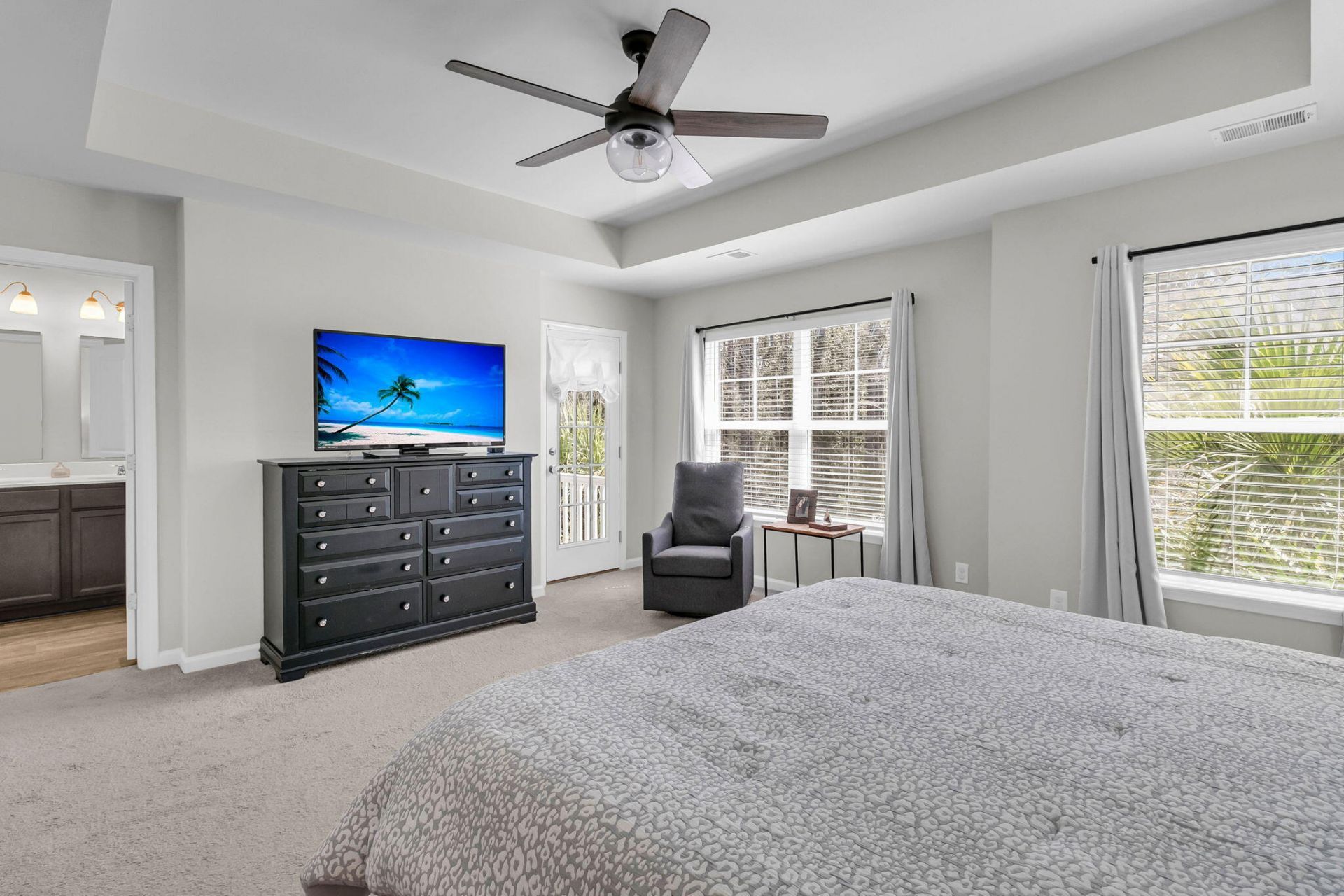 1879 Towne Street Photo 28