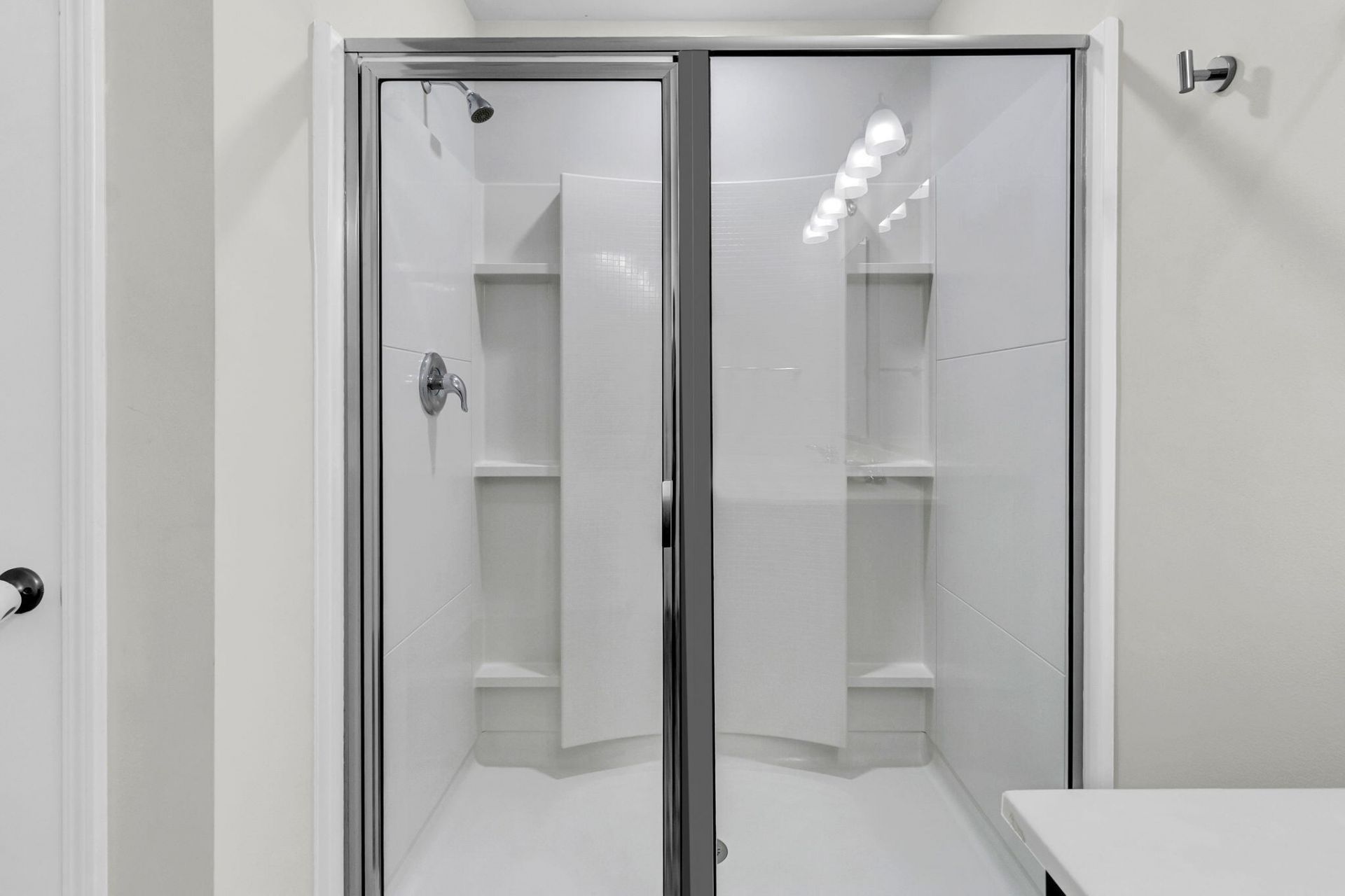 1879 Towne Street Photo 32