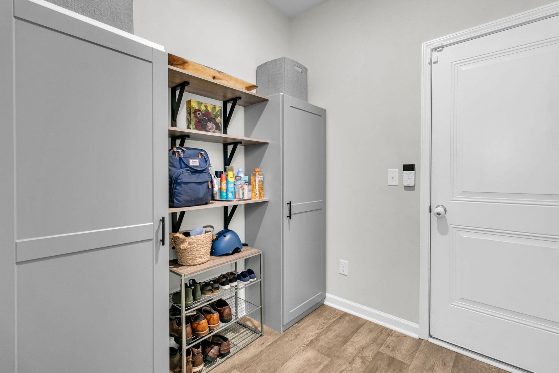 1879 Towne Street Photo 33