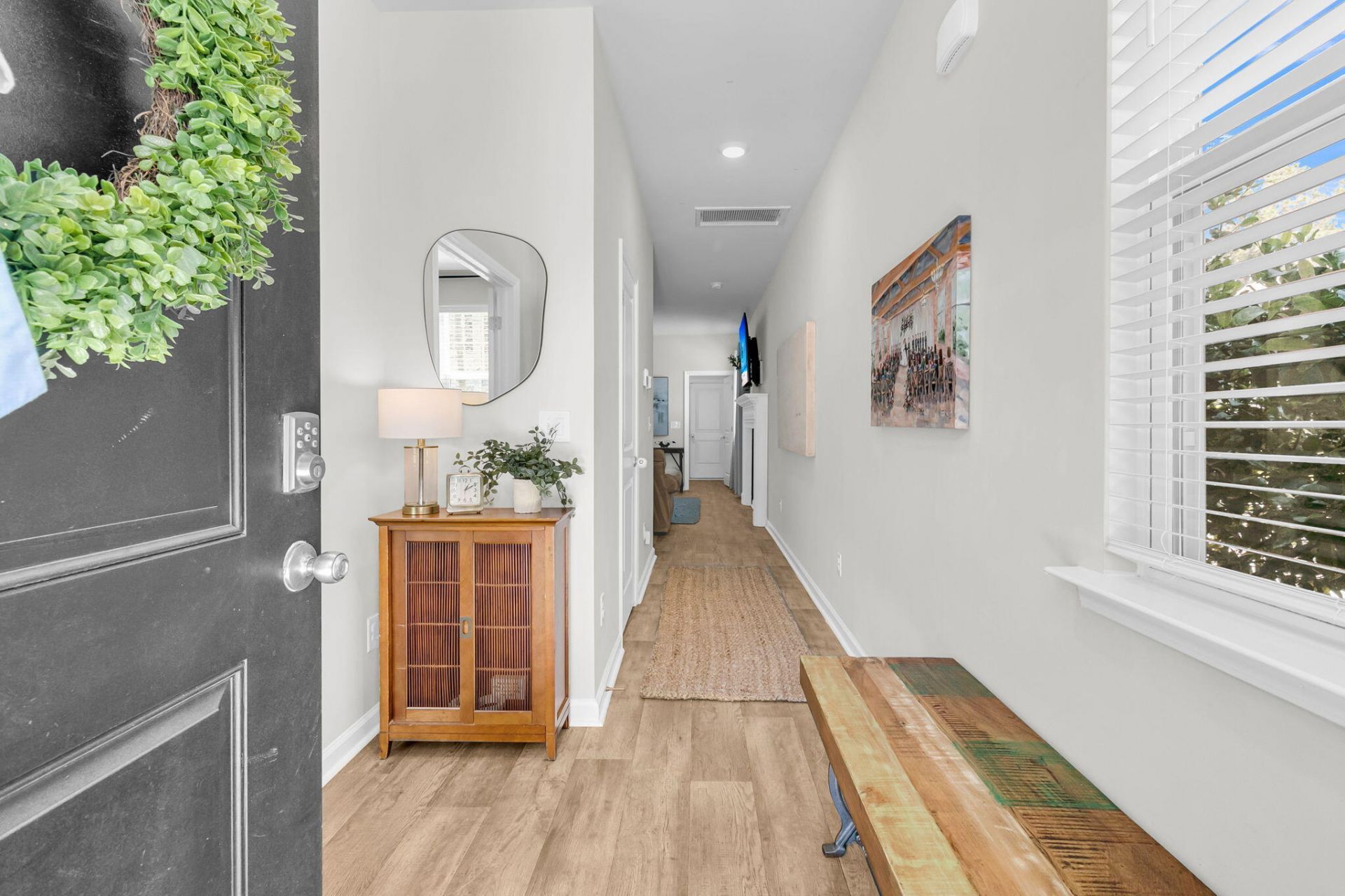 1879 Towne Street Photo 4