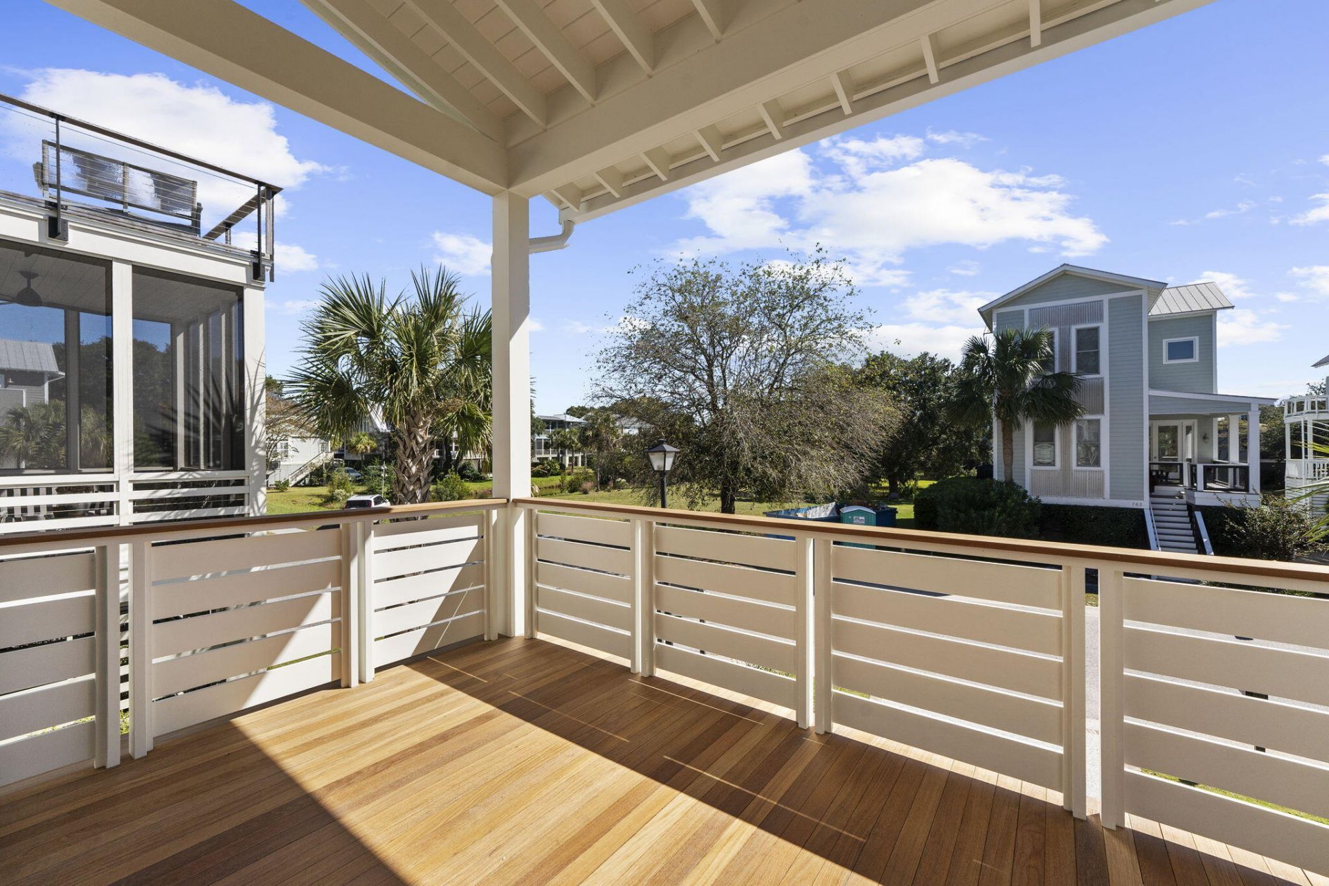 768 Gate Post Drive Photo 27