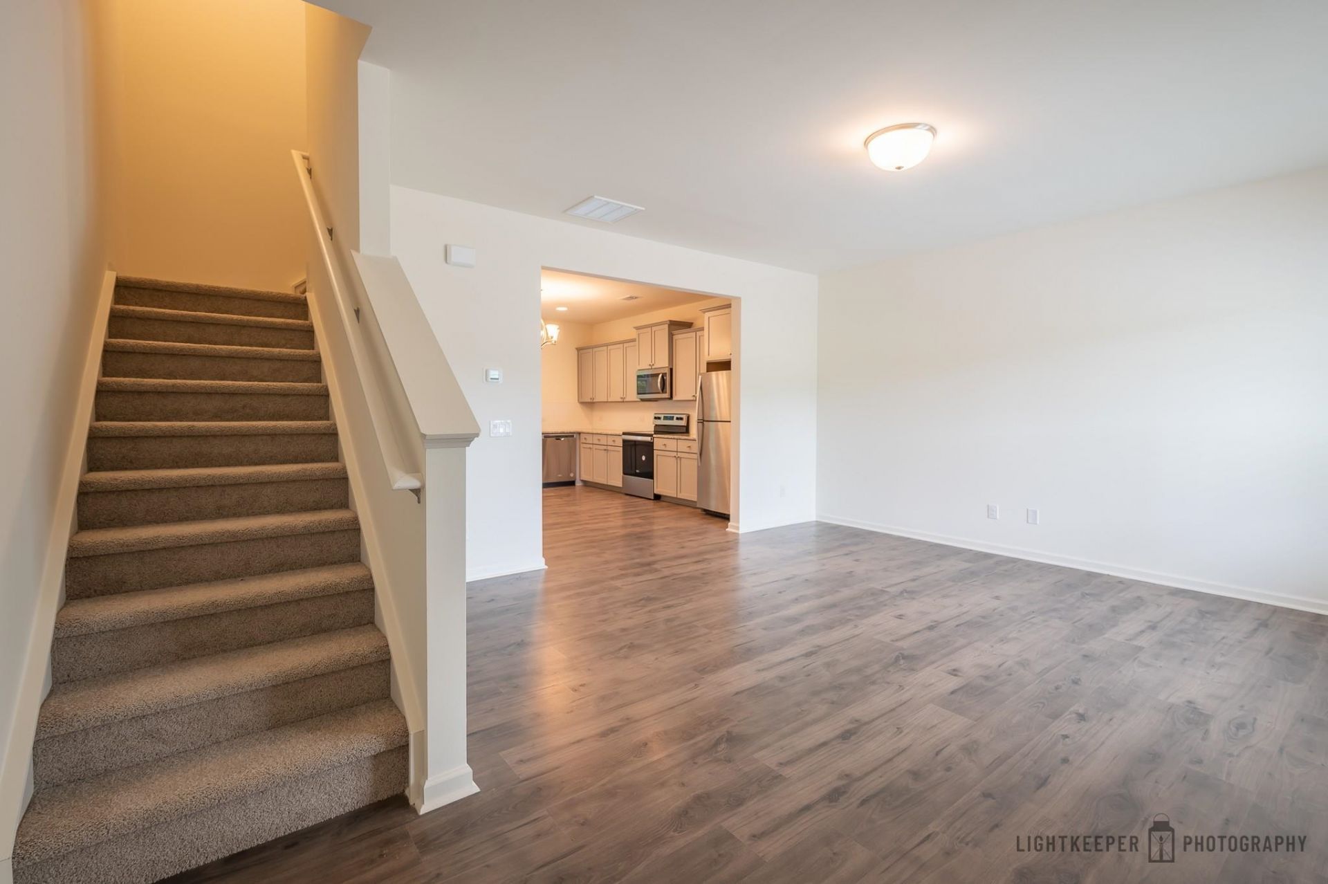 215 Banbury Ln. Photo 7