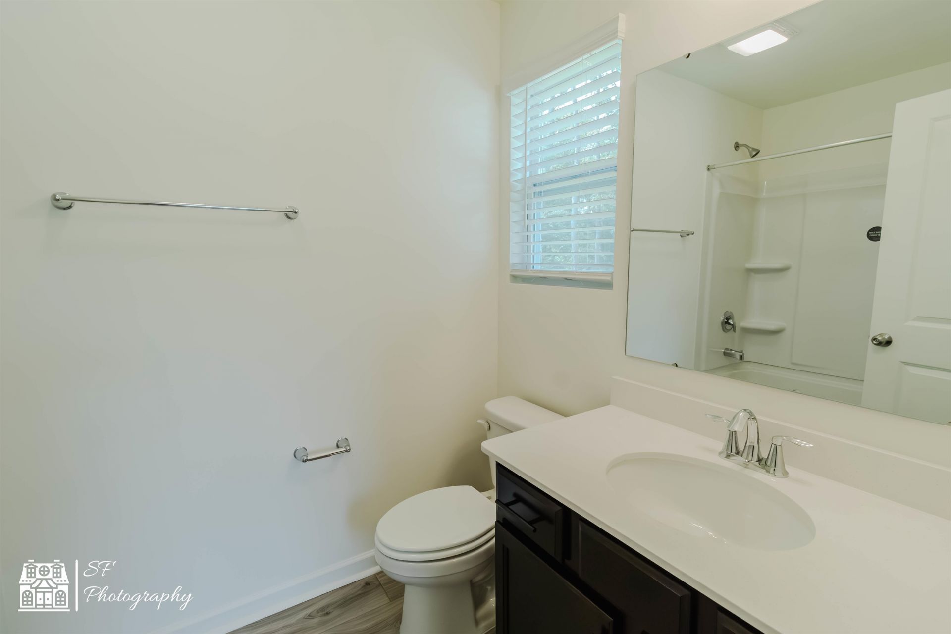 151 Crescent Way Photo 13