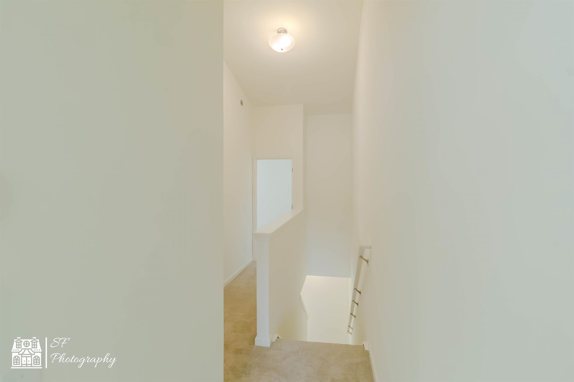 151 Crescent Way Photo 14