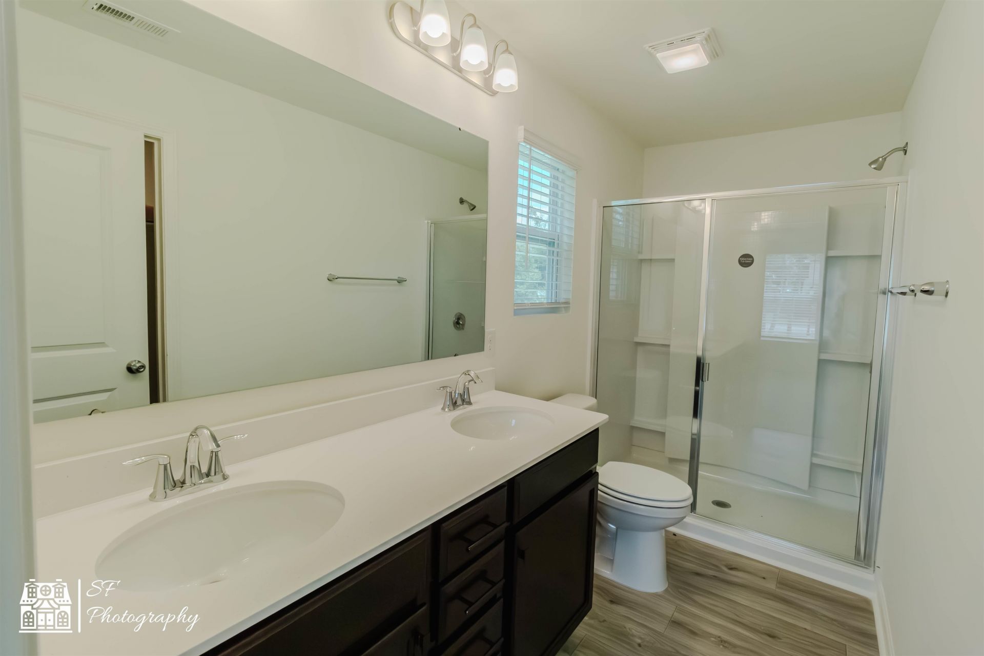 151 Crescent Way Photo 17