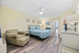 200 76th Ave. N  photo 4