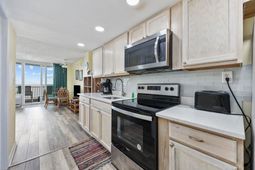 200 76th Ave. N  photo 4