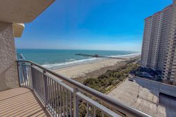 8560 Queensway Blvd.  photo 4