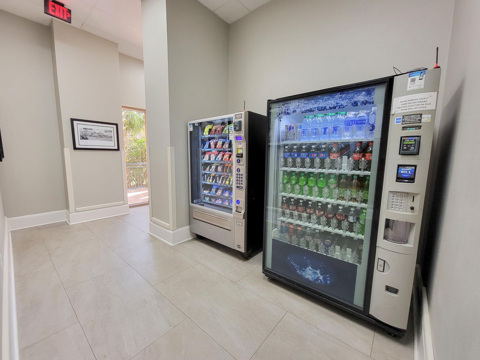 8560 Queensway Blvd.  Photo 27