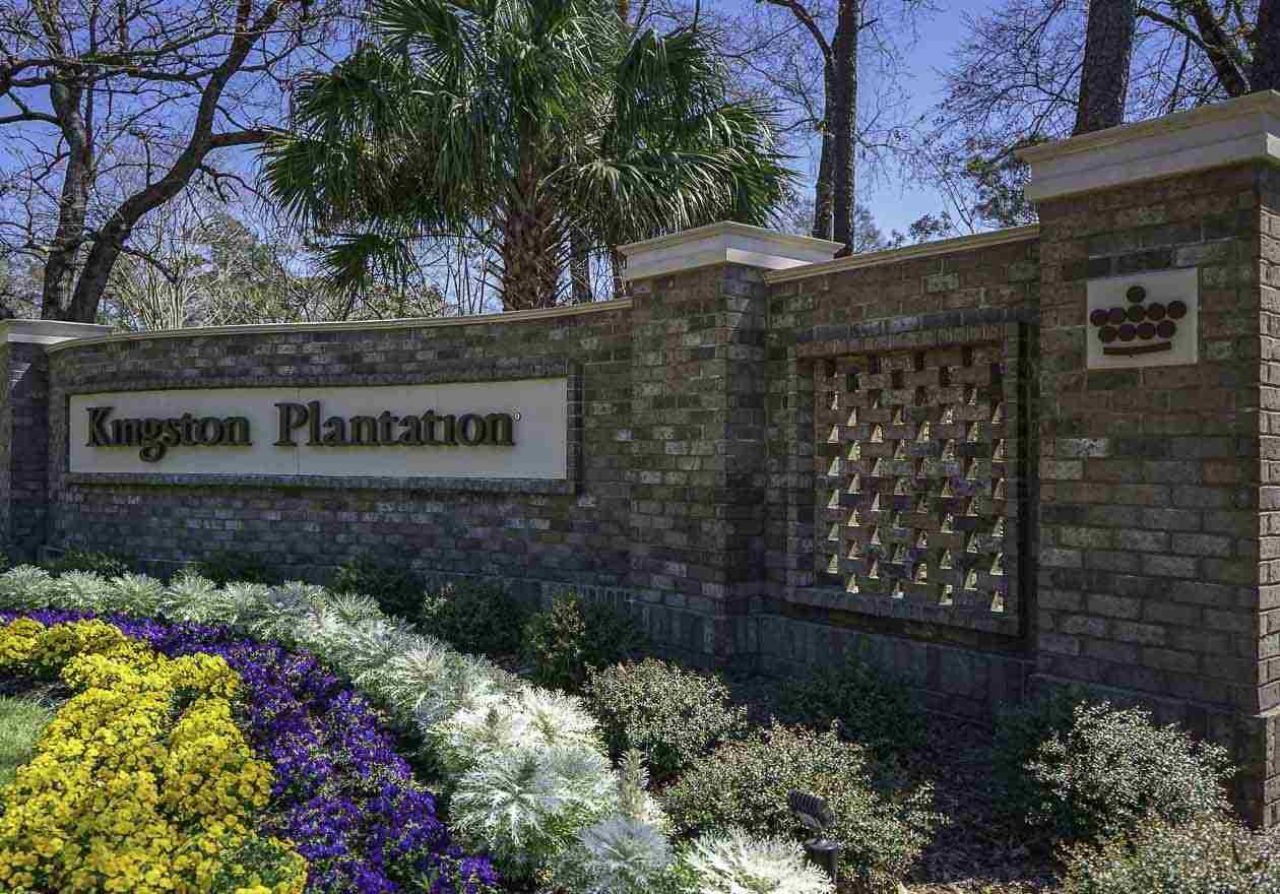 8560 Queensway Blvd.  Photo 33