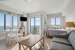 1605 S Ocean Blvd.  photo 4