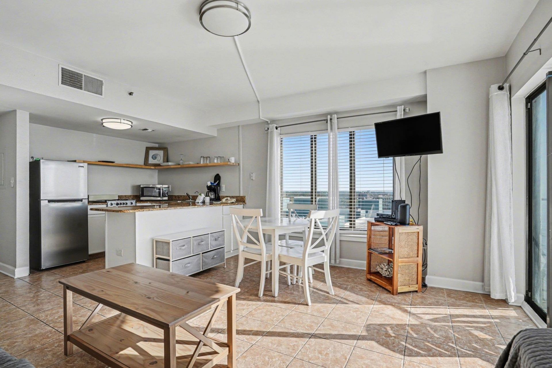 1605 S Ocean Blvd.  Photo 7