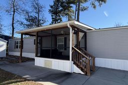 1010 Foxfire Dr. photo 4