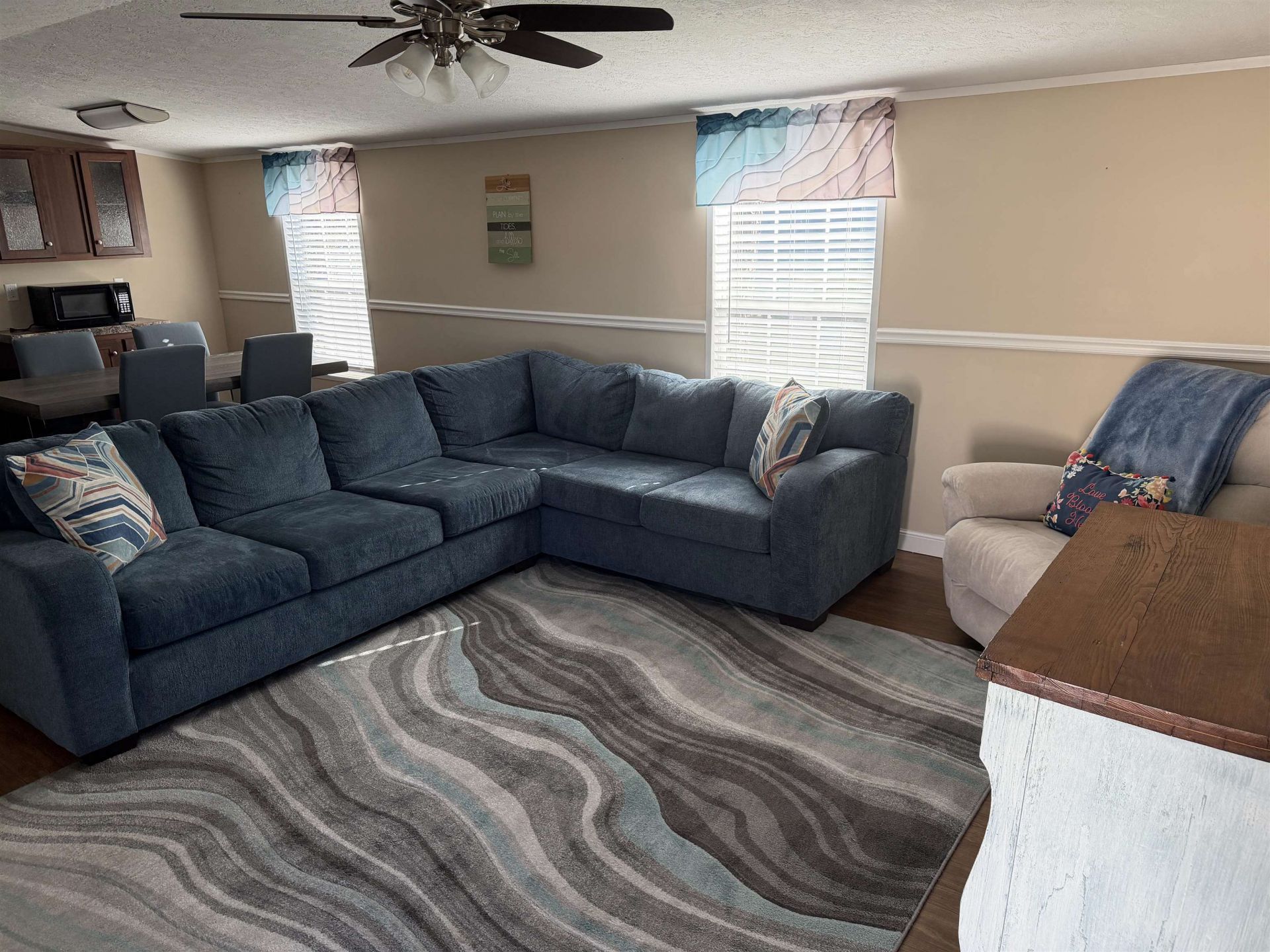 1010 Foxfire Dr. Photo 9