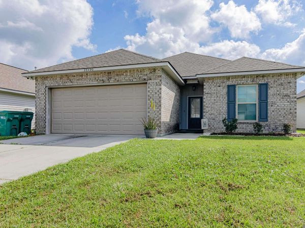 23490 Encore Dr, Denham Springs, LA 70726
