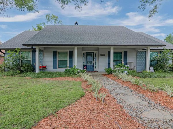 14133 Woodland Ridge Ave, Baton Rouge, LA 70816