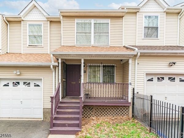 94 19Th Ave, Newark, NJ 07103