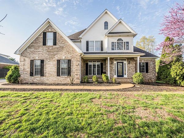 623 Players Crossing Way, Bowling Green, KY 42141