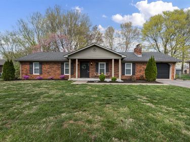 932 Gardenside Way, Bowling Green, KY 42101