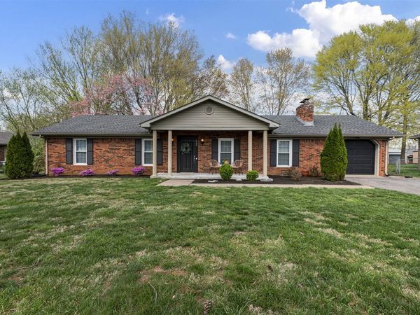 932 Gardenside Way , Bowling Green, KY 42101