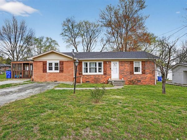 104 Lincoln Street , Russellville, KY 42276
