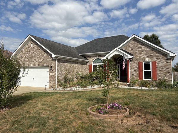 348 Kempton Lane , Bowling Green, KY 42104