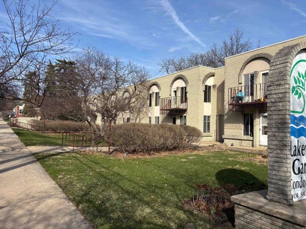 1909 Sherman Avenue, Unit 11, Madison, WI 53704