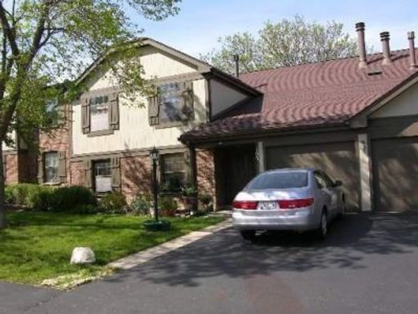 1166 NORTHBURY Lane, Unit C2, Wheeling, IL 60090