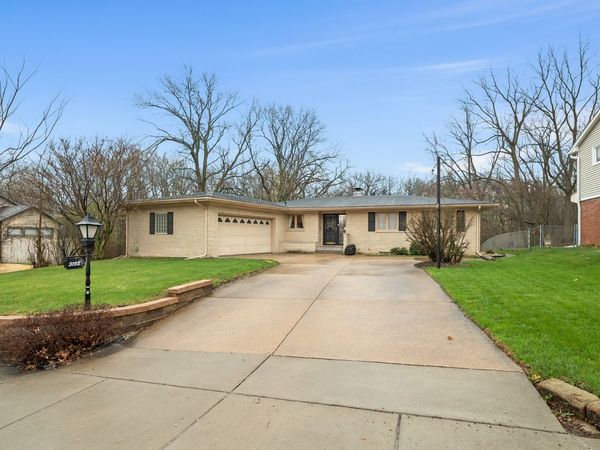 3138 12th Avenue , Moline, IL 61265