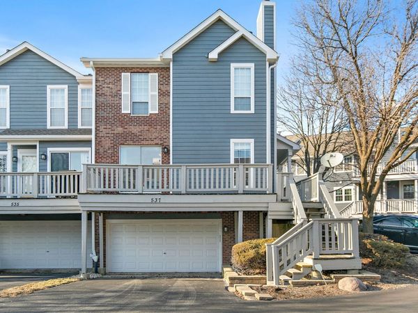 537 W Parkside Drive , Palatine, IL 60067