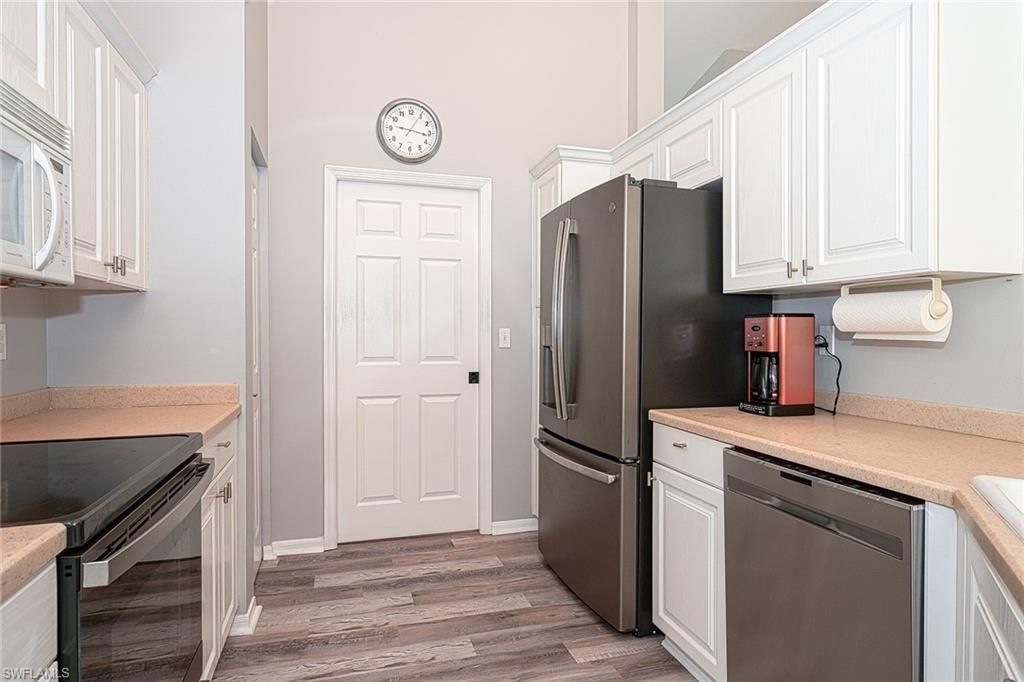 5125 Cedar Springs Dr, Unit 204, Naples, FL 34110 Photo