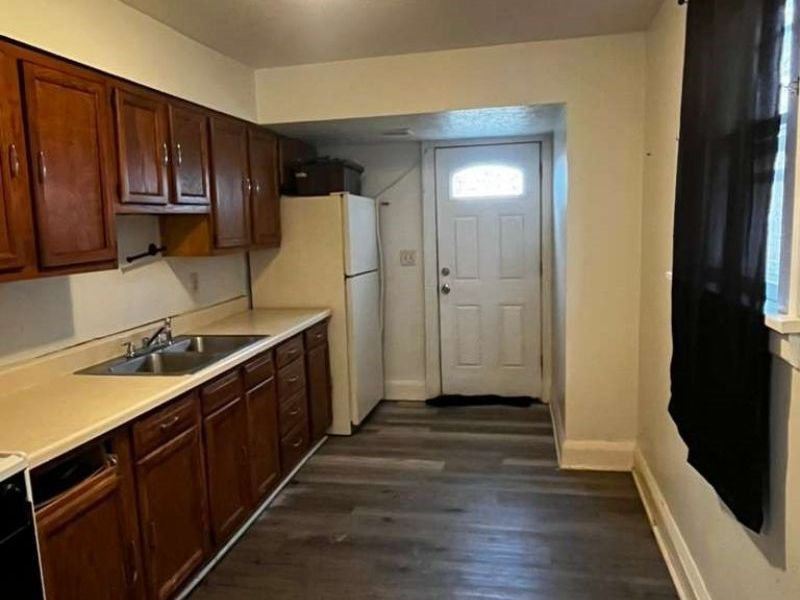 3993 W 23rd Street, Cleveland, OH 44109 Photo 12