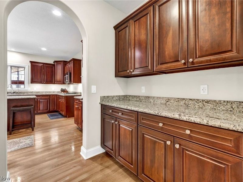 1953 Stone Ridge Drive, Hinckley, OH 44233 Photo 19