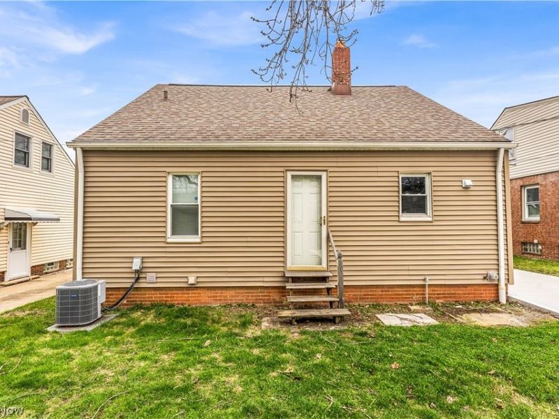 4186 Lambert Road, South Euclid, OH 44121 Photo 30