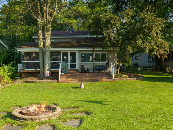 11422 Lakeshore Drive, Lakeview, MI 48850