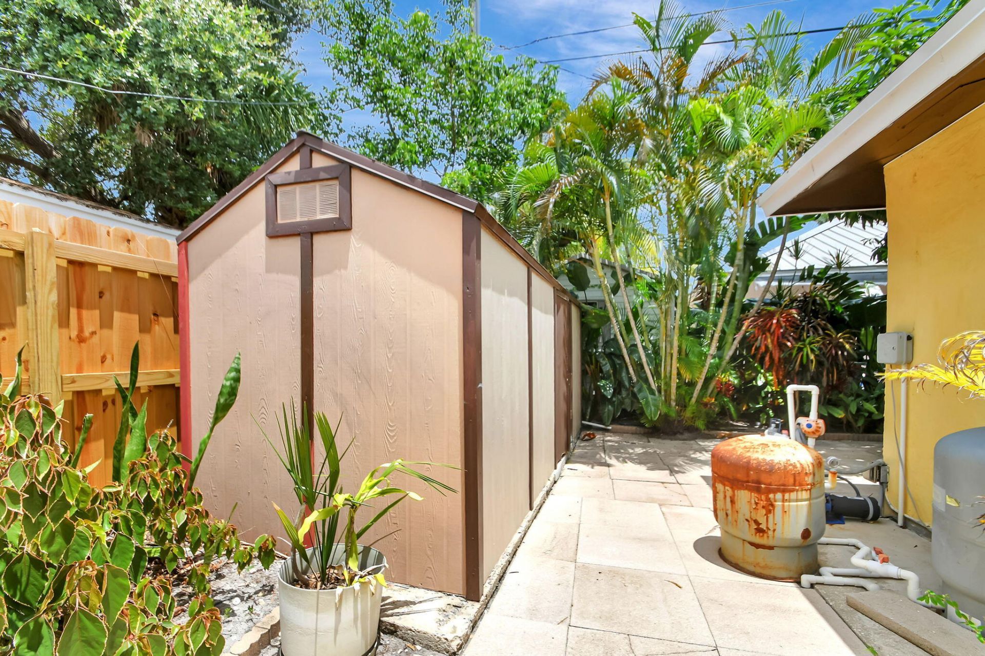 1853 Service Road, North Palm Beach, FL 33408 Photo