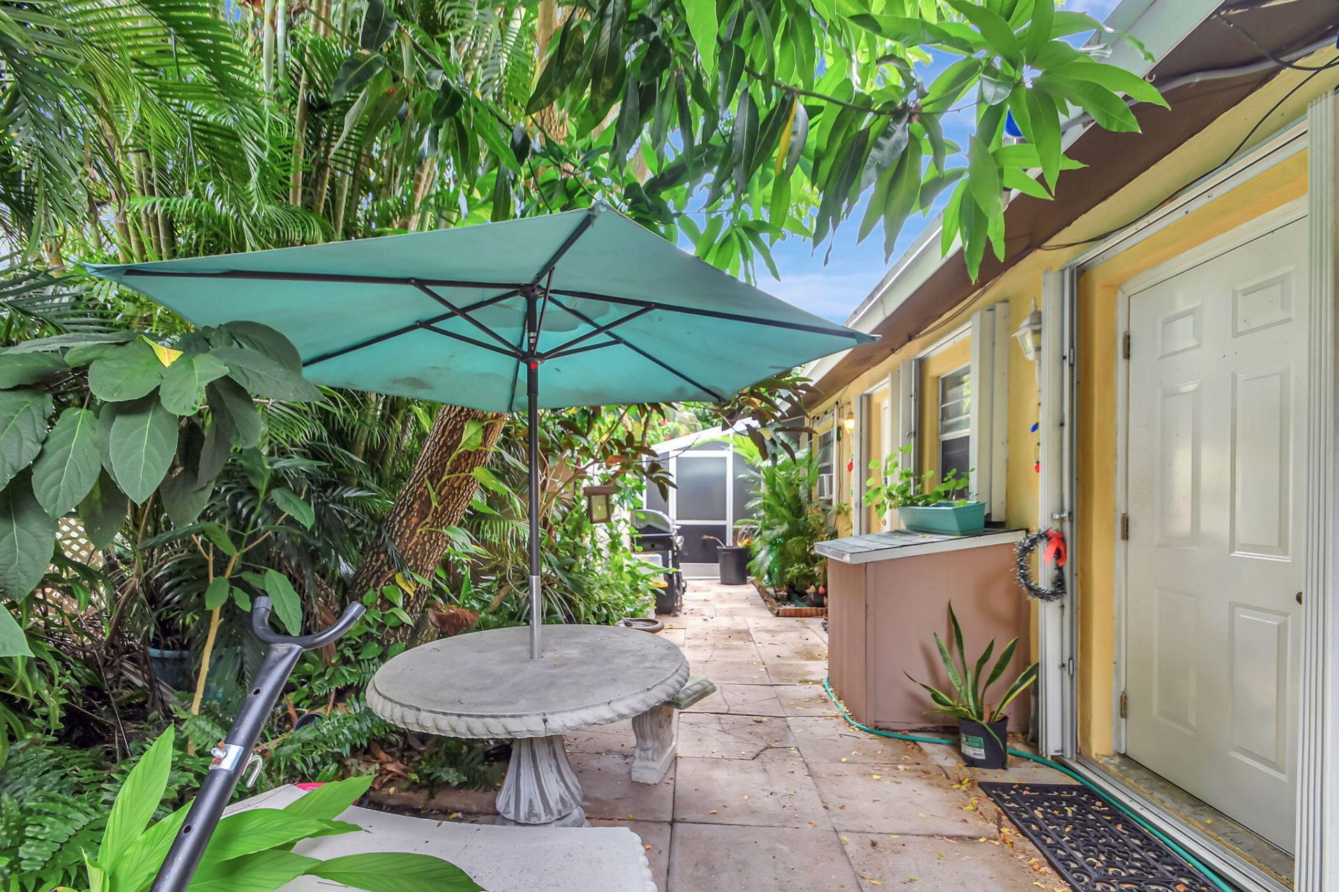 1853 Service Road, North Palm Beach, FL 33408 Photo