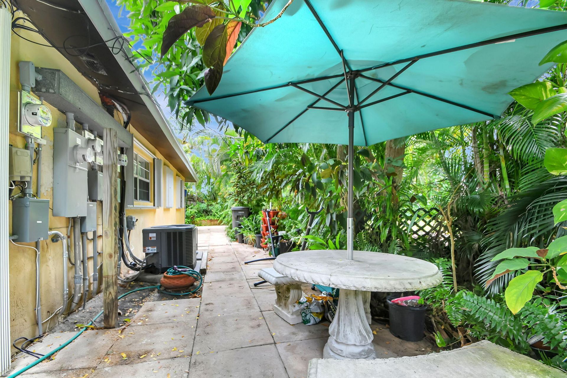 1853 Service Road, North Palm Beach, FL 33408 Photo