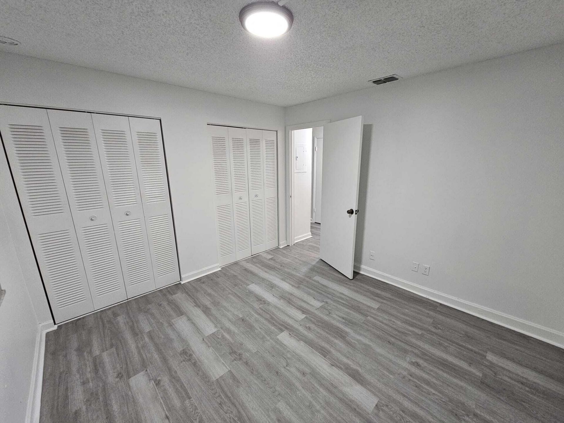 1853 Service Road, North Palm Beach, FL 33408 Photo