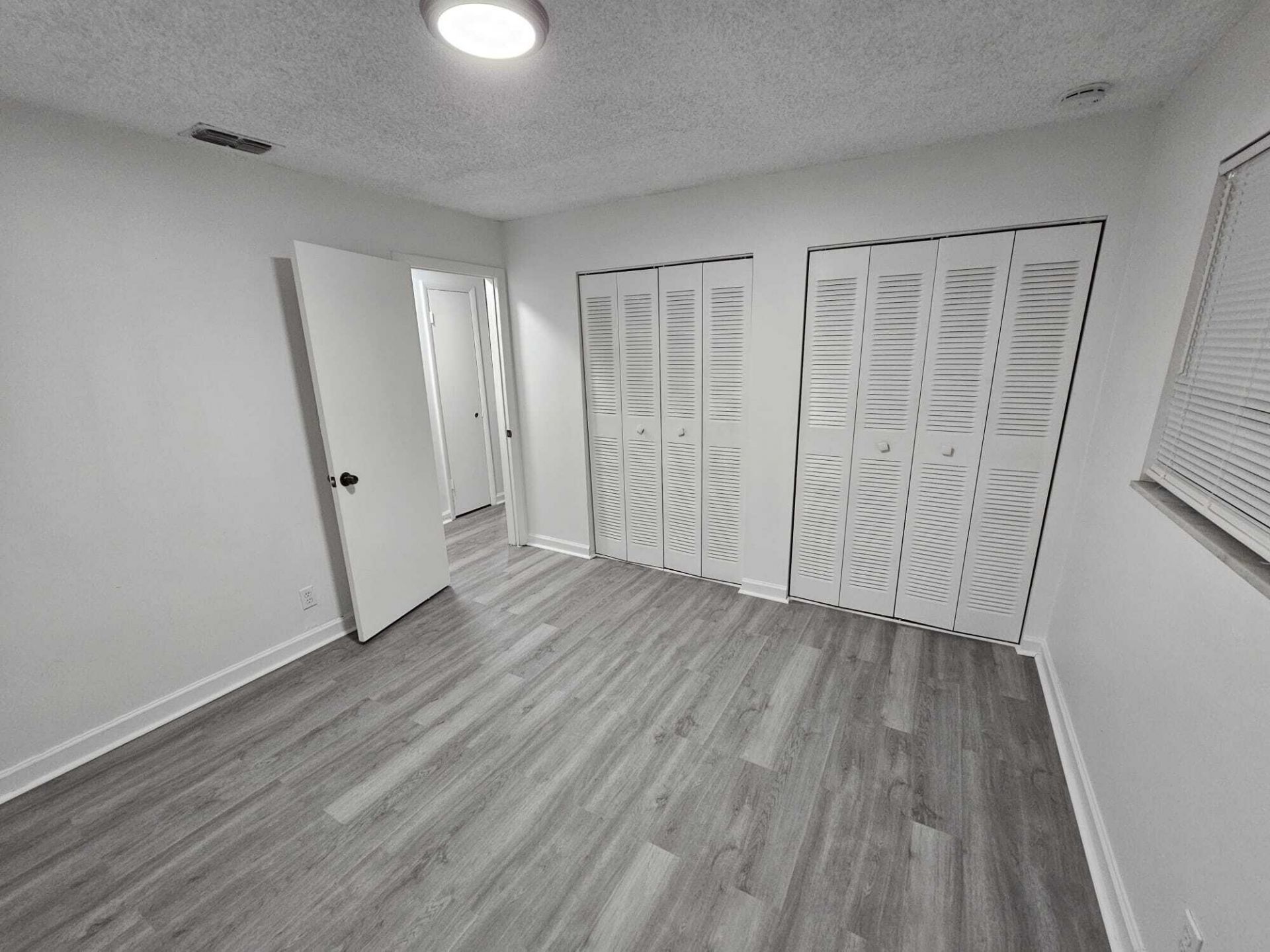 1853 Service Road, North Palm Beach, FL 33408 Photo