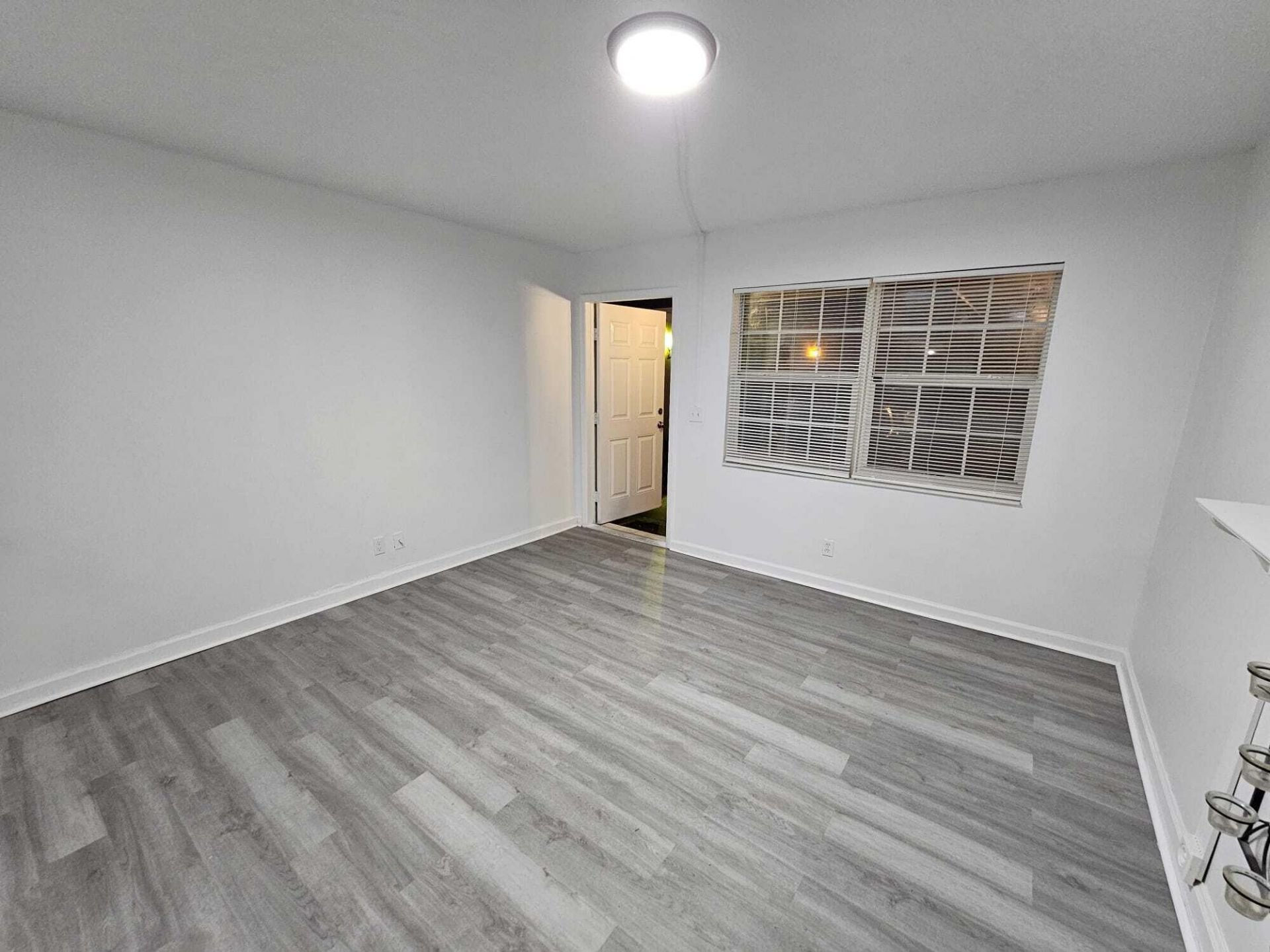 1853 Service Road, North Palm Beach, FL 33408 Photo