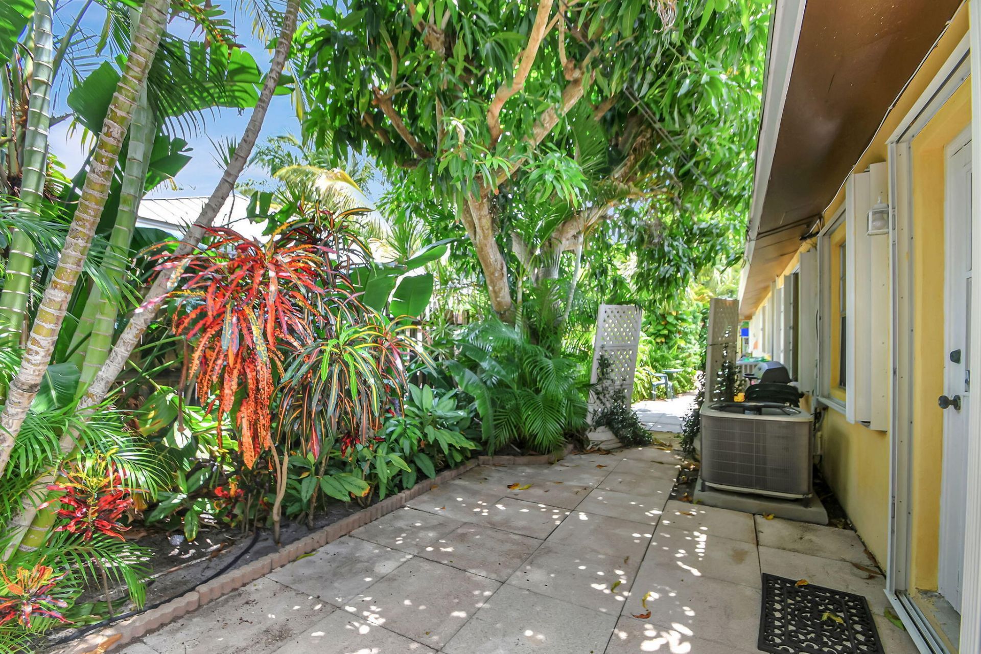 1853 Service Road, North Palm Beach, FL 33408 Photo